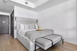 398 NE 5th St, Miami, FL 33132 - Photo 9