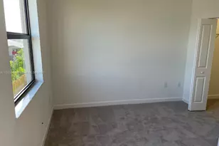 945 NE 211th St, Miami, FL 33179 - Photo 9