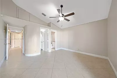 3887 NW 7th Pl, Deerfield Beach, FL 33442 - Photo 11