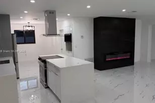 10500 NW 2nd Ct, Plantation, FL 33324 - Photo 9