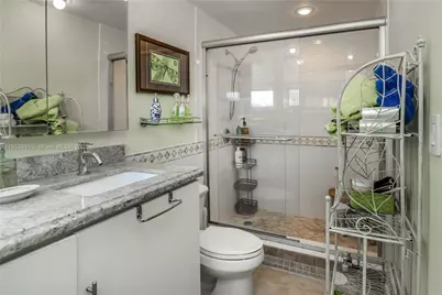 3001 S Ocean Dr #411, Hollywood, FL 33019 - Photo 15