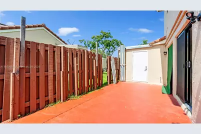 6460 NW 170th Ter #6460, Hialeah, FL 33015 - Photo 33