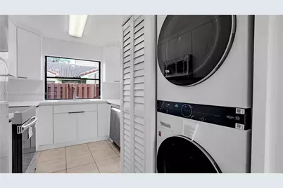 6460 NW 170th Ter #6460, Hialeah, FL 33015 - Photo 13