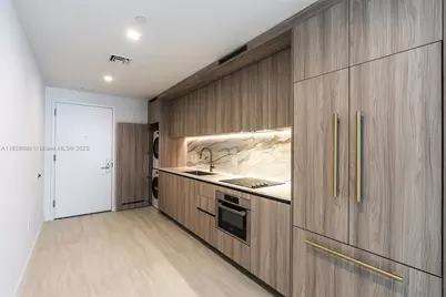 77 SE 5th St #1709, Miami, FL 33131 - Photo 21