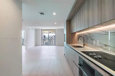 77 SE 5th St #1709, Miami, FL 33131 - Photo 31