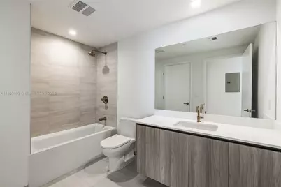 77 SE 5th St #1709, Miami, FL 33131 - Photo 57