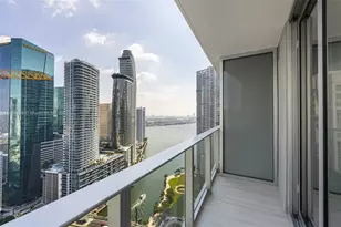 77 SE 5th St, Miami, FL 33131 - Photo 47