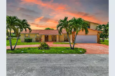 2420 NW 132nd St, Miami, FL 33167 - Photo 1