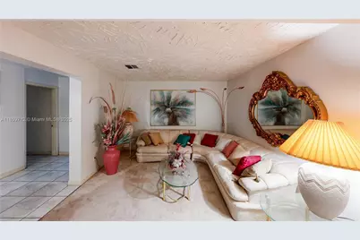 2420 NW 132nd St, Miami, FL 33167 - Photo 9