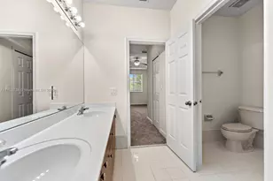 2557 SE 14th St, Homestead, FL 33035 - Photo 33