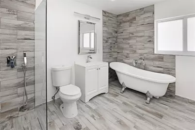 1110 S 14th Ave, Hollywood, FL 33020 - Photo 19