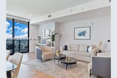 398 NE 5th St #2809, Miami, FL 33132 - Photo 3