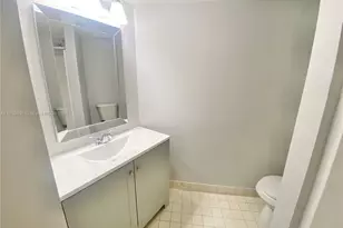 7125 NW 186th St, Hialeah, FL 33015 - Photo 19