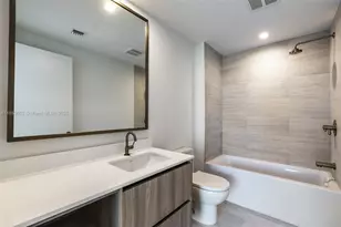 77 SE 5th St, Miami, FL 33131 - Photo 63