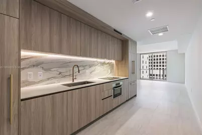 77 SE 5th St #2701, Miami, FL 33131 - Photo 31