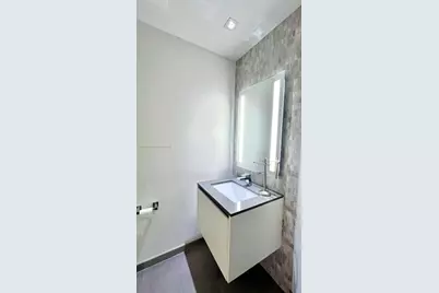 68 SE 6th St #1212, Miami, FL 33131 - Photo 25