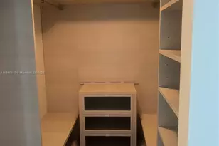 68 SE 6th St, Miami, FL 33131 - Photo 19