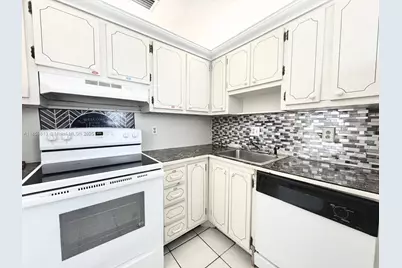 700 Layne Blvd #210, Hallandale Beach, FL 33009 - Photo 7