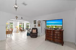 7528 Hispanola Ave, North Bay Village, FL 33141 - Photo 17