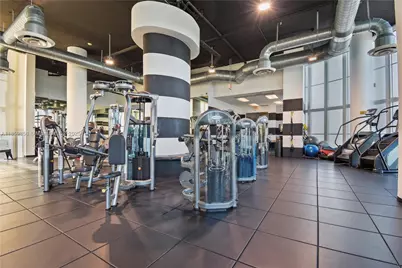 1800 N Bayshore Dr #509, Miami, FL 33132 - Photo 45