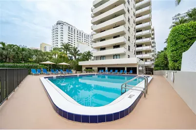 1621 Collins Ave #302, Miami Beach, FL 33139 - Photo 3