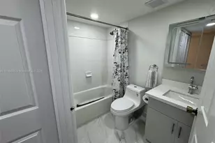 [Address not provided], Pembroke Pines, FL 33024 - Photo 35