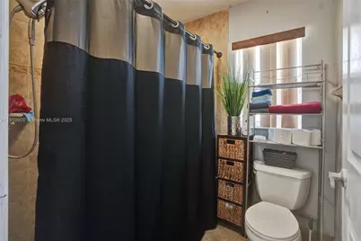 4365 NW 103rd Ter, Sunrise, FL 33351 - Photo 25