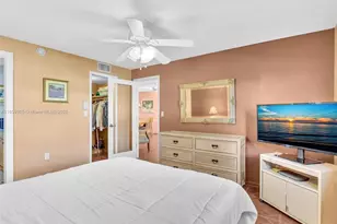 8020 N Sunrise Lakes Dr, Sunrise, FL 33322 - Photo 19