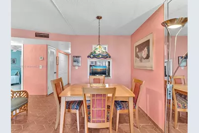 8020 N Sunrise Lakes Dr #110, Sunrise, FL 33322 - Photo 9