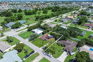 246 SE 44th St, Cape Coral, FL 33904 - Photo 45