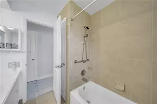246 SE 44th St, Cape Coral, FL 33904 - Photo 25