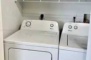 1919 Van Buren St, Hollywood, FL 33020 - Photo 9