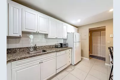 19380 Collins Ave #308, Sunny Isles Beach, FL 33160 - Photo 7