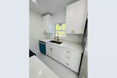1501 NE 176th St, North Miami Beach, FL 33162 - Photo 13