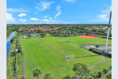 544 NW 159th Ln, Pembroke Pines, FL 33028 - Photo 37