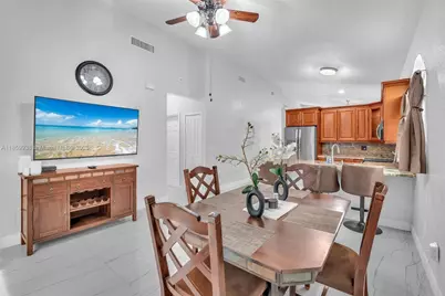 544 NW 159th Ln, Pembroke Pines, FL 33028 - Photo 15