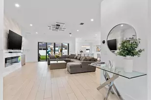 4406 SW 176th Ave, Miramar, FL 33029 - Photo 9