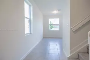 2637 SE 24th Ct, Homestead, FL 33035 - Photo 9