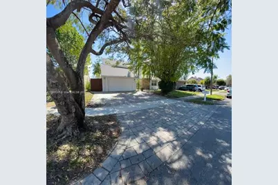 1350 S Fieldlark Ln, Homestead, FL 33035 - Photo 1