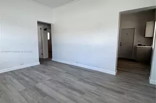 568 E 49th St, Hialeah, FL 33013 - Photo 3