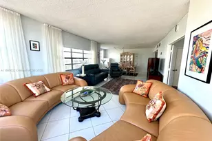 1950 S Ocean Dr, Hallandale Beach, FL 33009 - Photo 27