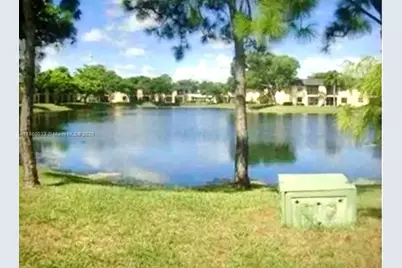 9317 NW 1st Ct #105, Pembroke Pines, FL 33024 - Photo 5