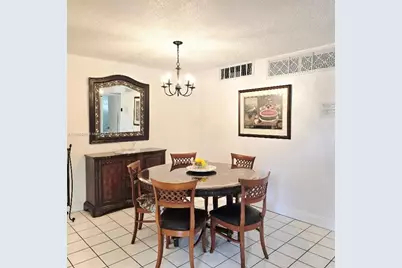 135 NE 202nd Ter #N18, Miami Gardens, FL 33179 - Photo 5