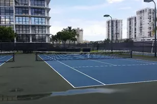 800 Parkview Dr, Hallandale Beach, FL 33009 - Photo 17