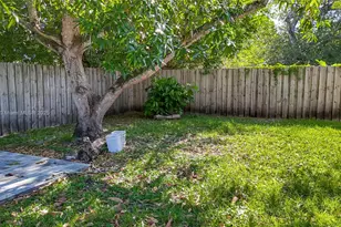 921 NW 14th St, Fort Lauderdale, FL 33311 - Photo 45