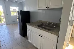 354 Rardin Ave, Pahokee, FL 33476 - Photo 3