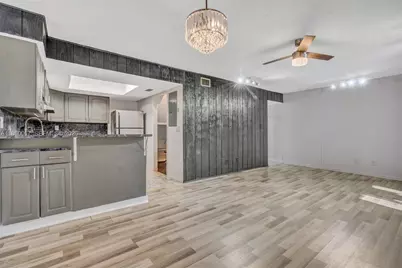 94 Pleasant Hill Ln, Tamarac, FL 33319 - Photo 3