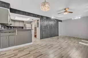 94 Pleasant Hill Ln, Tamarac, FL 33319 - Photo 3