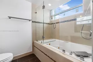 2401 Collins Ave, Miami Beach, FL 33140 - Photo 29