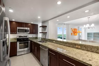 2401 Collins Ave #1808, Miami Beach, FL 33140 - Photo 15